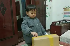 都说孩子太瘦了，小宝妹在网上买骆驼奶粉，给孩子补充营养视频封面