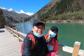 自驾旅行，小多带大家观看四姑娘山，这里的风景真的太美了视频封面