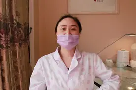刚出生的宝宝每天睡多久算正常，只要注意这些情况，就可以判断了视频封面