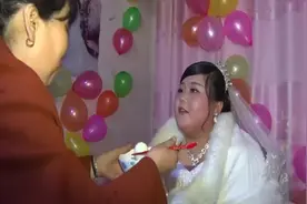 农村40岁小伙结婚，新娘子才25岁，好胖视频封面