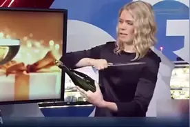国外女主播的出糗搞笑瞬间集锦，每天笑一笑视频封面