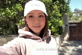 邓紫棋自拍美国豪宅，竟是三层独立别墅，很多歌都是在这里创作视频封面