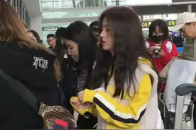 鞠婧祎粉丝们太皮了，又把鞠总撩到害羞了！视频封面