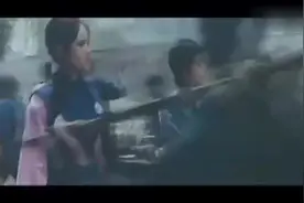 欺负漂亮姑娘，岂料她武功高强嫉恶如仇视频封面