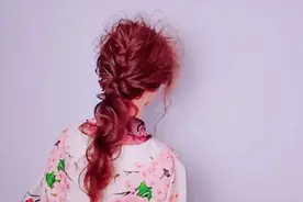 2020年最火的马尾发型，出门这样扎，回头率非常高