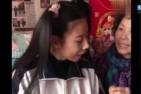 雪姐过生日拍摄的花絮，妈妈竟然这样笑场，实在是太搞笑了！