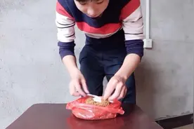 在农村有朋友还抽这种烟吗？用纸卷得烟。视频封面