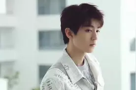 TFboys王俊凯的迈阿密之行，曾经一脸稚嫩的他如今越发帅气了