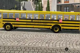 BeamNG：在意大利有一辆自动驾驶的校车视频封面
