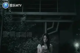 一首旋律情感的歌曲《爱情专属权》曲风委婉动人！