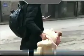骑电动车为啥不让带娃？来你们自己来瞅瞅！视频封面
