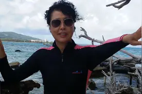 从小到大我妈总是做出很“跌份”的事，等我得知真相后很难过！视频封面