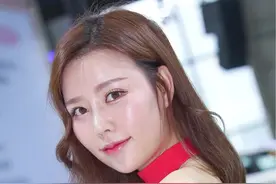 我不信你学不会！超简单的去除面部油光教程，三步去除面部油光！视频封面