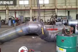 月薪几万的电焊工焊接煤气管道，有技术不愁饭吃，后悔了视频封面