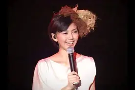 孙燕姿《逆光》神级现场，这个时期简直美得不像话视频封面