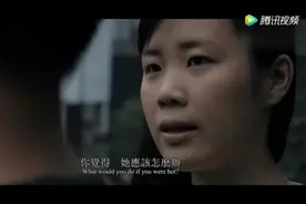 女同学说要到男生宿舍看看，小伙很愉快的答应带她去了！不要脸！视频封面