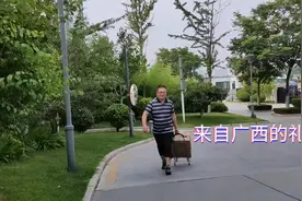 芒果吃多流鼻血，那是吃法有问题，你若这样吃，吃饱也没事视频封面