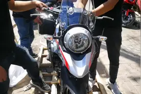 摩友喜提铃木DL--GW和剑王陪伴去田野路试神车视频封面