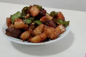 农家乐的红烧肉吃着真过瘾！吃一次能顶三天，分享一下做法！