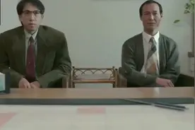 老师在校长办公室里被训导，学校宗旨是没有一个害群之马的学生视频封面