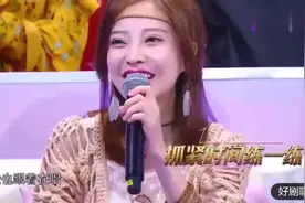 张韶涵冯提莫同台飙歌《欧若拉》，谁能听出是本尊唱的