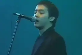 50岁窦唯三婚妻子曝光 原来是他的铁粉 长相年轻貌美颜值不输王菲视频封面