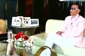 看点：谢贤被采访时透露家底，曾拥有7部豪车，移民都处理了？视频封面