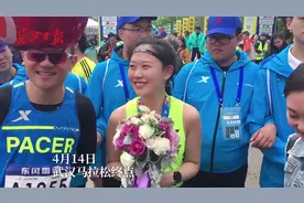 6小时完赛，汉马最后一名被领跑员牵着跑过终点：就想拿到奖牌！视频封面