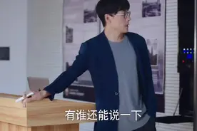 既然你诚心诚意的发问了那我就大发慈悲的告诉你视频封面