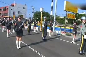阅兵视频：宜兰国光仪仗队表演，感受不一样的风格，你更喜欢哪个