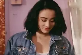 周星驰闯进张敏房间，没想到为了表格拒绝张敏，太搞笑了视频封面