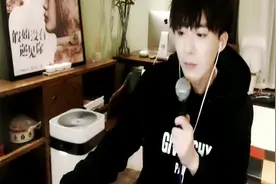 刘宇宁说自己听不了现场，直播听张杰演唱会live，自己激动的不行