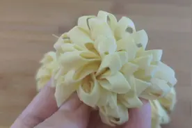 实用，干豆腐切花，摆盘做菜都好用，饭店就是这样提高附加值的