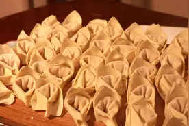 教你馄饨的正宗做法，调料包法煮法全都有，看完可以去开店了