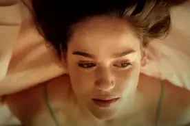 国外年轻情侣，日常都干点啥