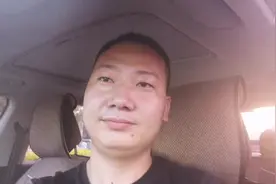 北京郊区地摊生意火爆，肉蛋蔬菜水果新鲜还便宜，这疯狂抢购啊！视频封面