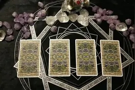 默念一个人的名字，选一张牌，占卜出TA是不是你的正缘？准准准视频封面