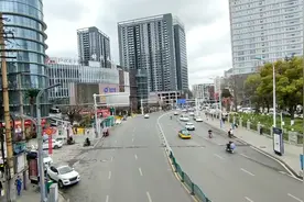 贵州遵义大连路，已经慢慢地恢复到往日的繁华了视频封面