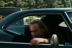 被打爆右眼之后像没事人一样，这是何等恐怖的存在