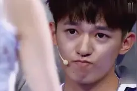 美女三次告白帅哥却还是被拒绝 ，扎心了视频封面