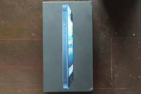 iPhone5开箱展示视频封面