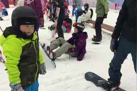 廣州的室內滑雪場還是不錯的视频封面