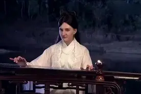 外国美女竟然说河南话，一开口就让我笑喷了，吃饭时请勿观看视频封面