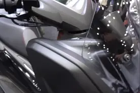 雅马哈 NMAX 155，水冷踏板摩托车，售2.38万视频封面