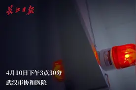 万幸！女工头发被卷入机器，头皮整个脱落，半月后竟恢复长出头发