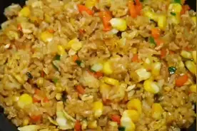 蛋炒饭第一次用这种方法，只需多做这一步，米饭颗粒分明满嘴留香