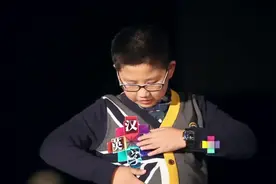 十三岁男孩来自西安交通大学，两年后是名本科生，评委惊“傻眼”视频封面