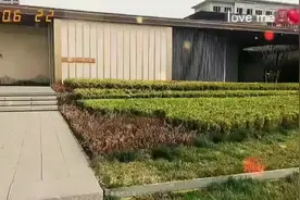 #幸福里dou出好房 中梁•壹号院
上叠：166+60㎡露台 
下叠：188-192㎡  送地下室，花园图片