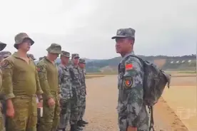 纪实外国士兵来中国受训，为了展开训练，教官问了一个简单问题视频封面