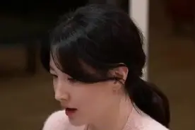 李英爱还是大学生时，就跟刘德华一起拍广告，并借此出道！视频封面